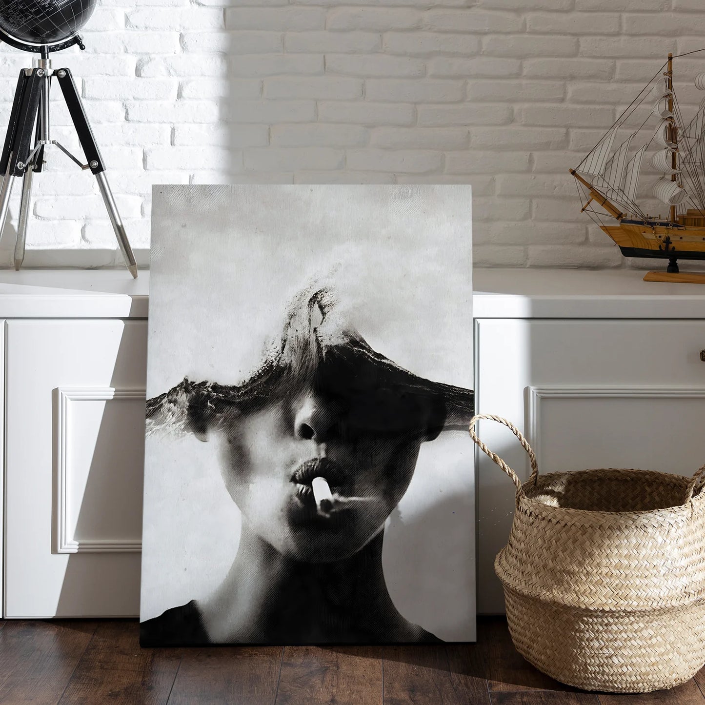 Abstract Black and White Woman Canvas Wall Art Painting For Home And Hotel 